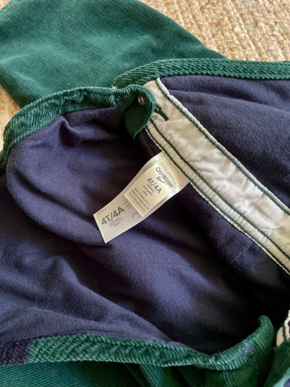 OshKosh B’gosh Green & Navy Blue Corduroy Lined Overalls Unisex Boys 4T EUC - Picture 3 of 3
